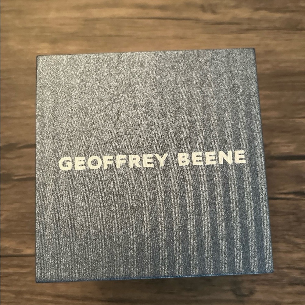 Geoffrey Beene Gray Watch Timeless Elegance